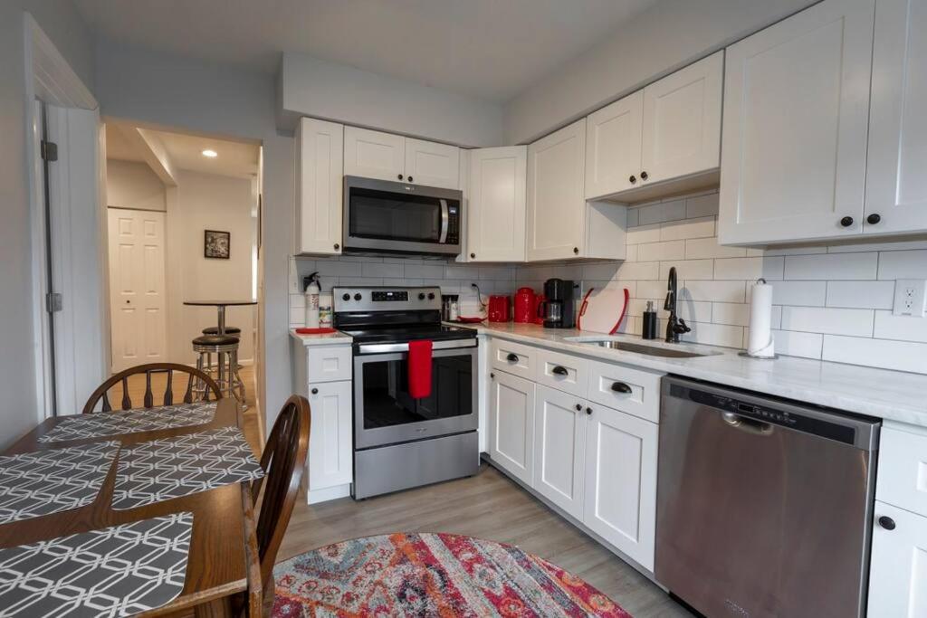 Urban Oasis Easy City Access Brand New - Housity