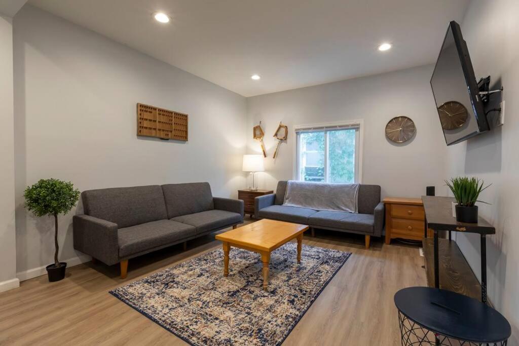 Urban Oasis Easy City Access Brand New - Housity