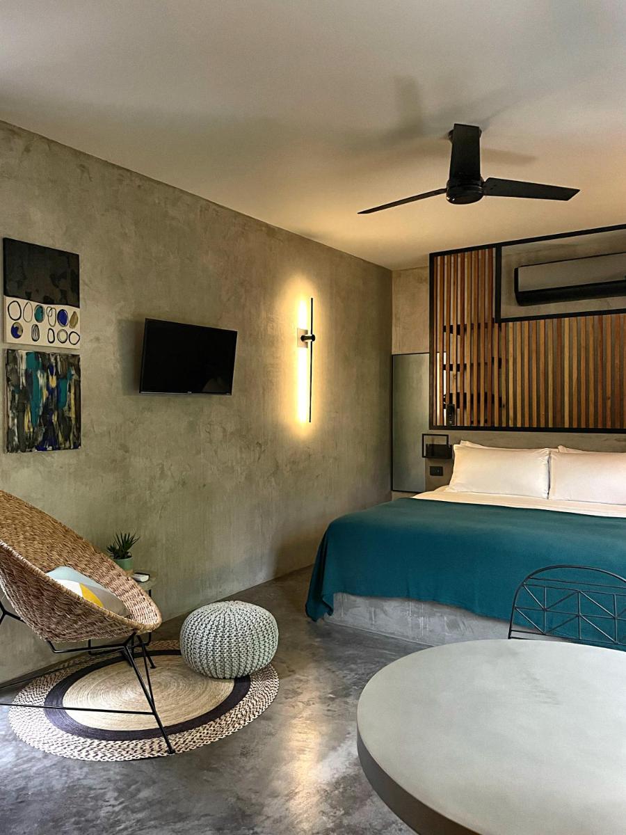LOTE4 - LGBTQ Studios - Hizvo