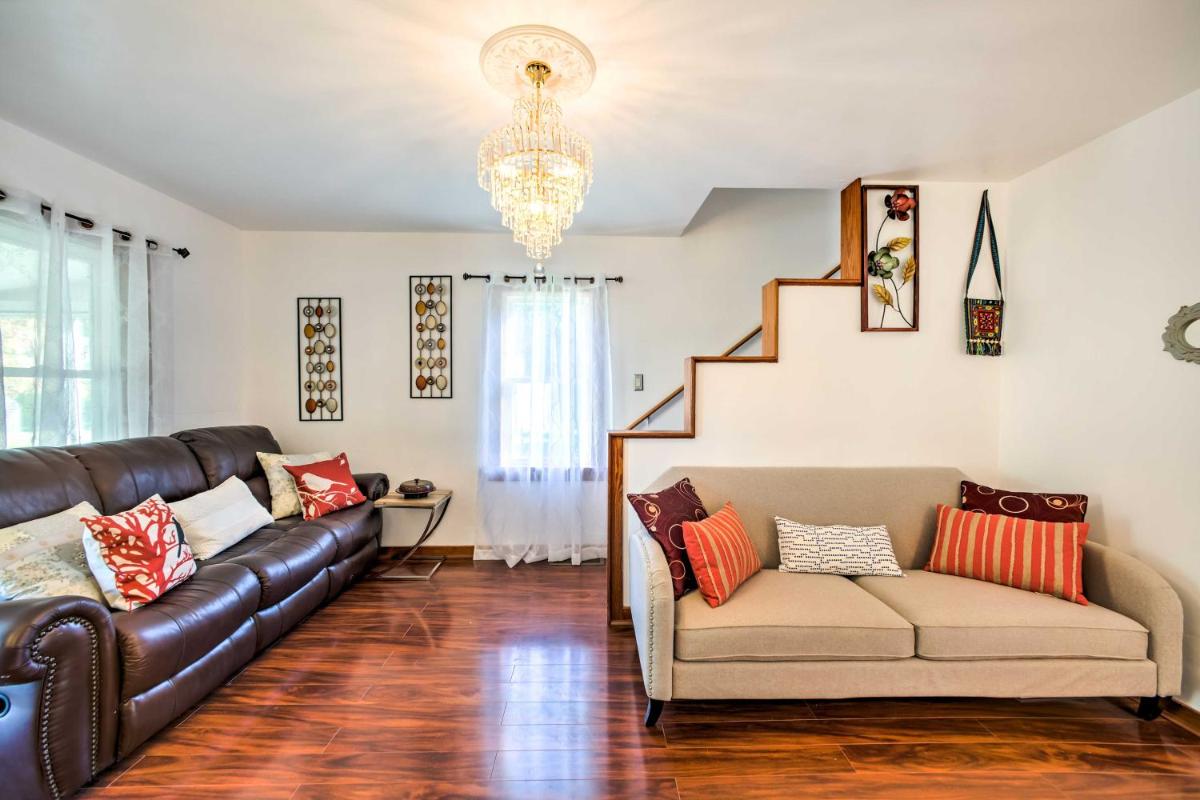 Spacious Retreat with Pool about 2 Mi to Hershey Park! - Housity