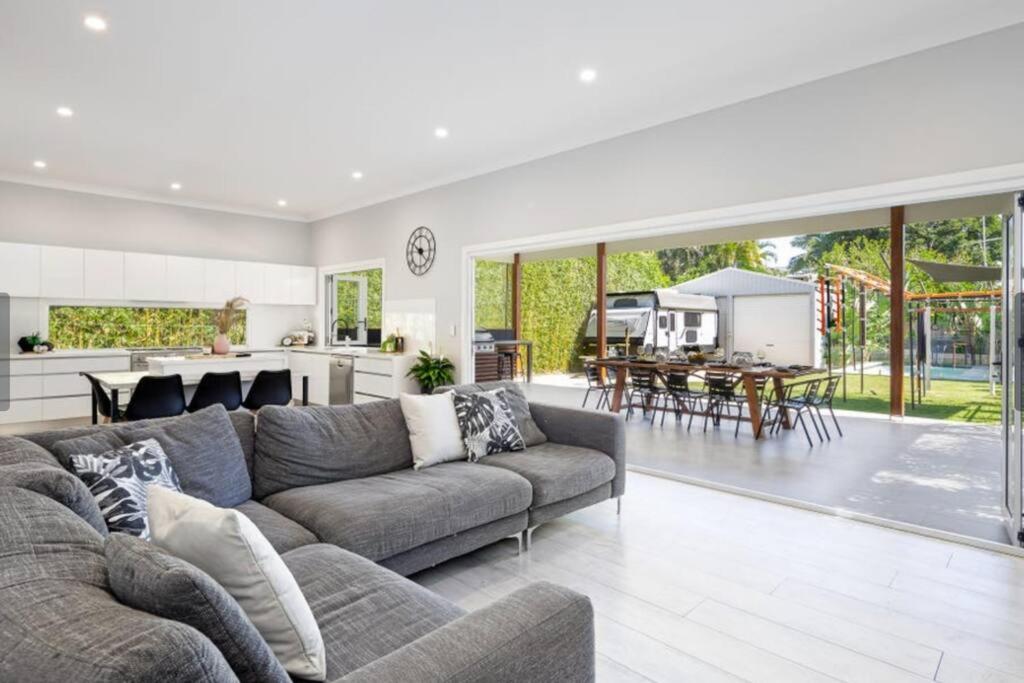 Suitetrails - Beautiful Scarborough Harbour Beach House