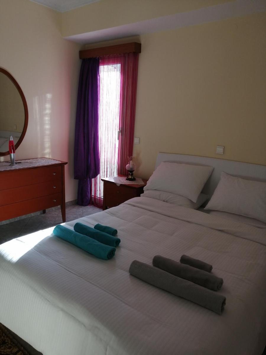 Robert House - Hizvo