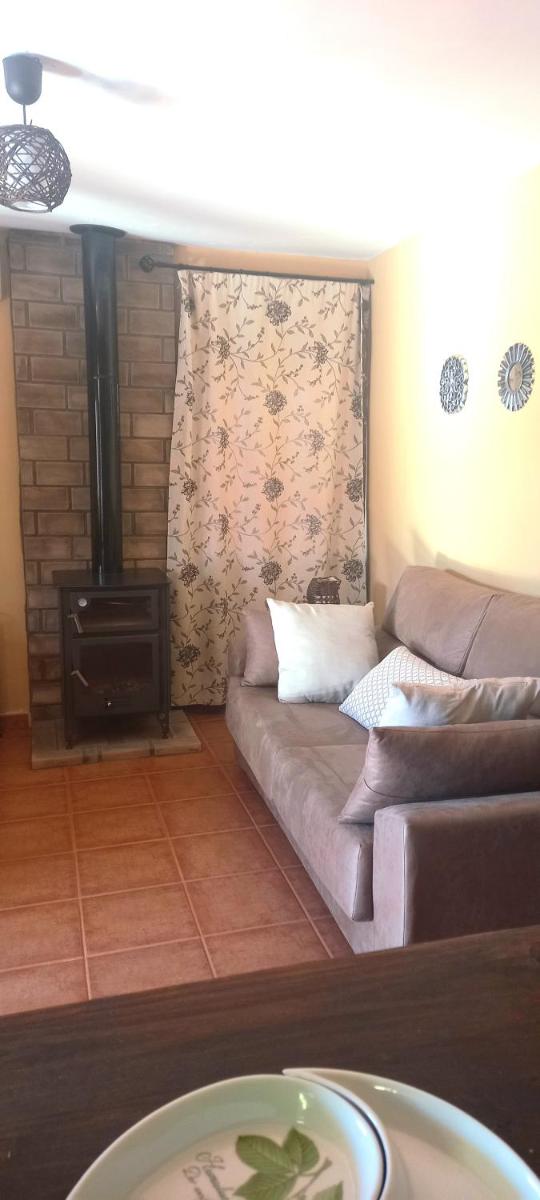 Chalet rural La Solana, a 12 Kilómetros de Córdoba en plena sierra, con piscina - Housity