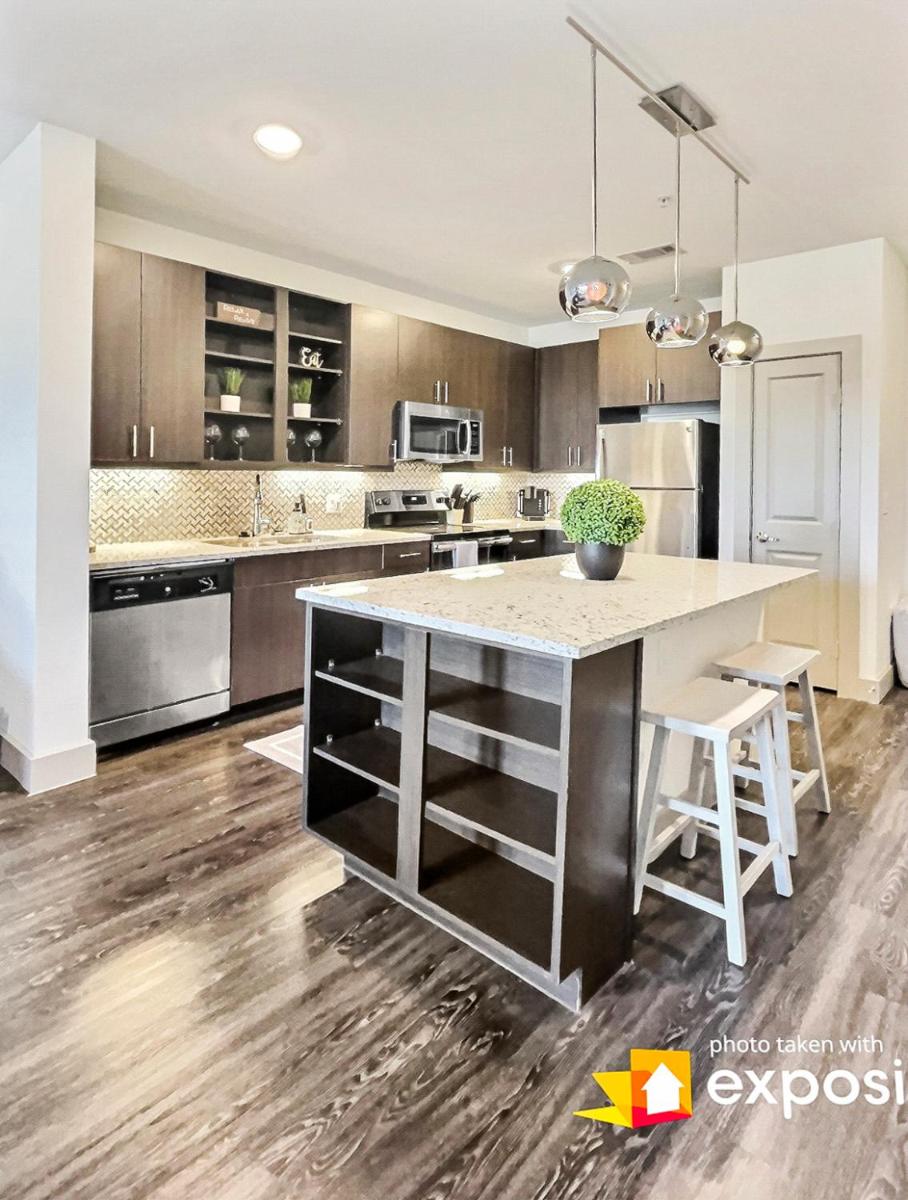 Suitetrails - 1BR with King Bed, 6 miles from DFW airport
