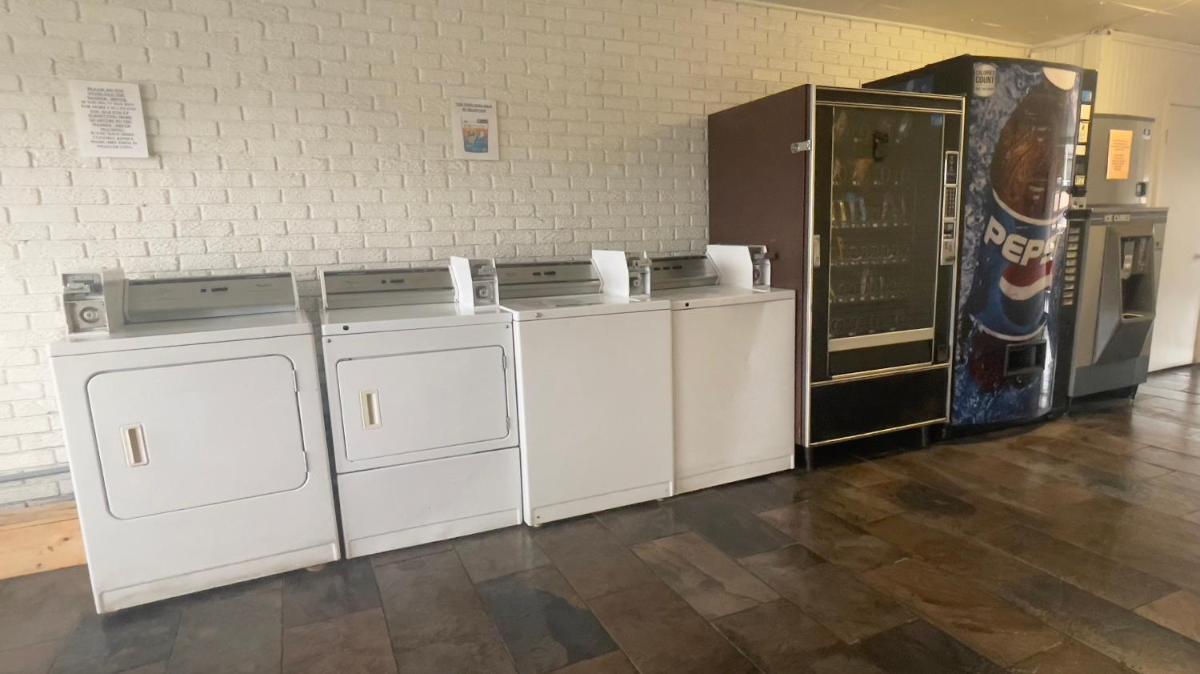 Motel 6-Sallisaw, OK - Housity