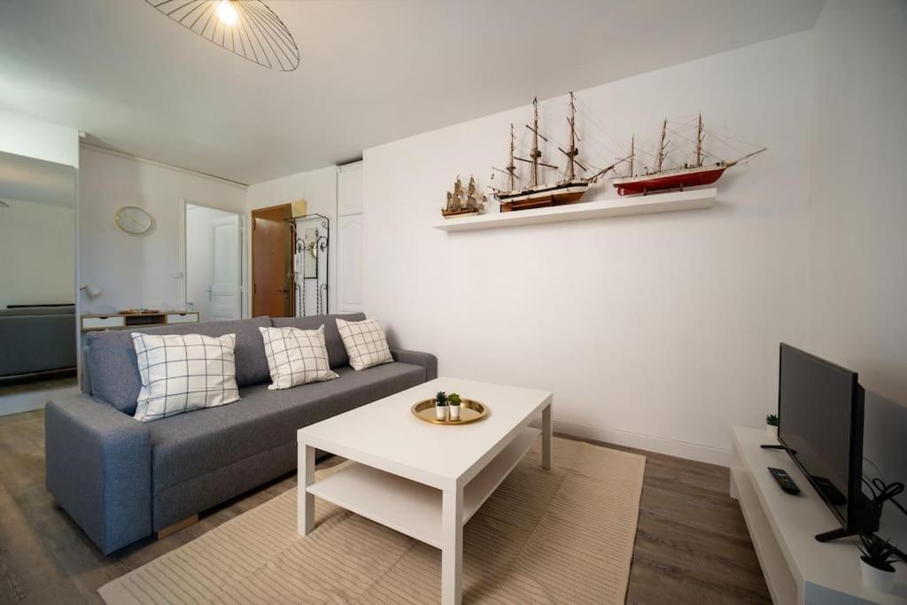 Suitetrails - Fully equipped apartment balcony sleeps 7 wifi
