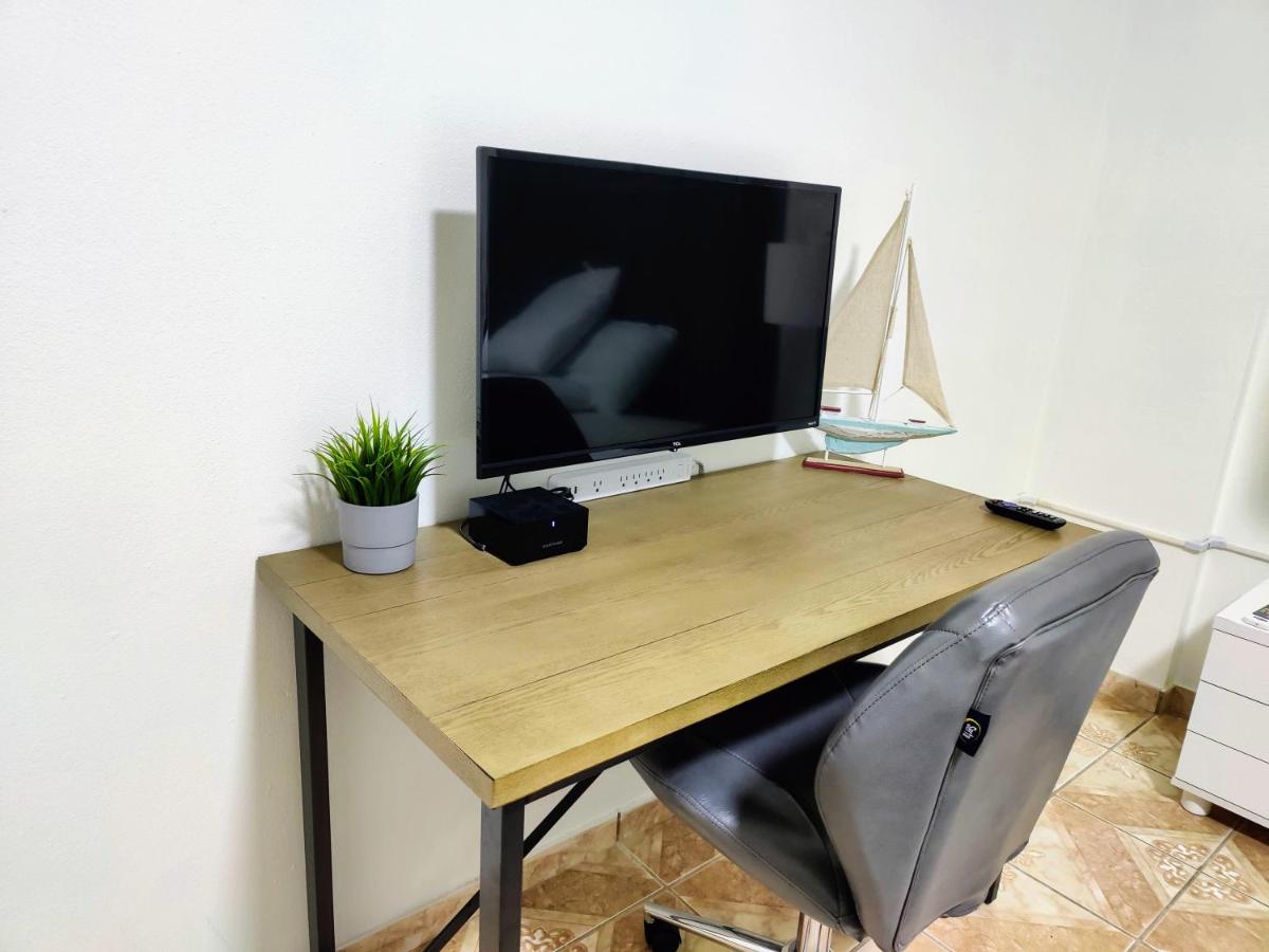 Lovely Apartment Close to Beaches and Perfect For Longer Stays - Housity