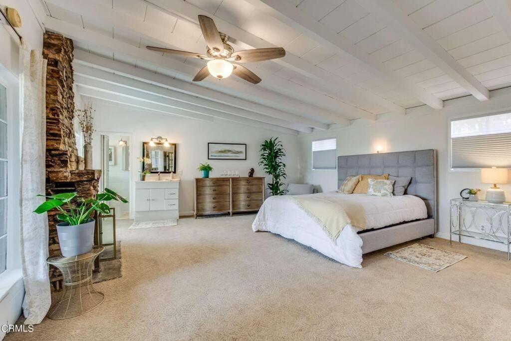 Views Over The Whole City - Cozy Cabin-Like Home - Housity