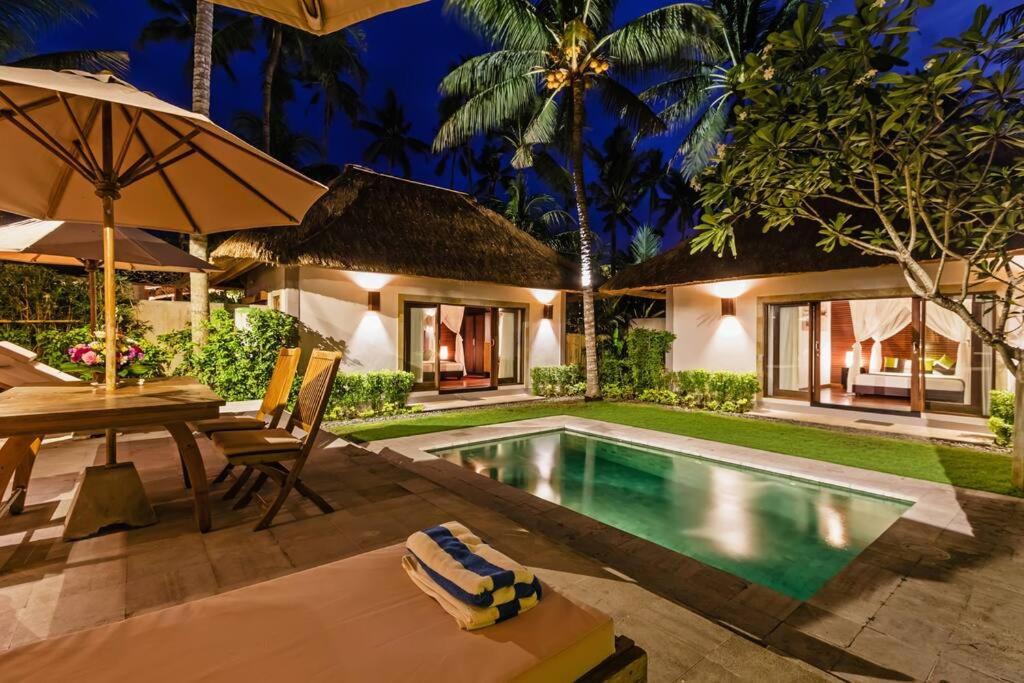 Villa Sasoon 4, 100 mt to Beach - Housity