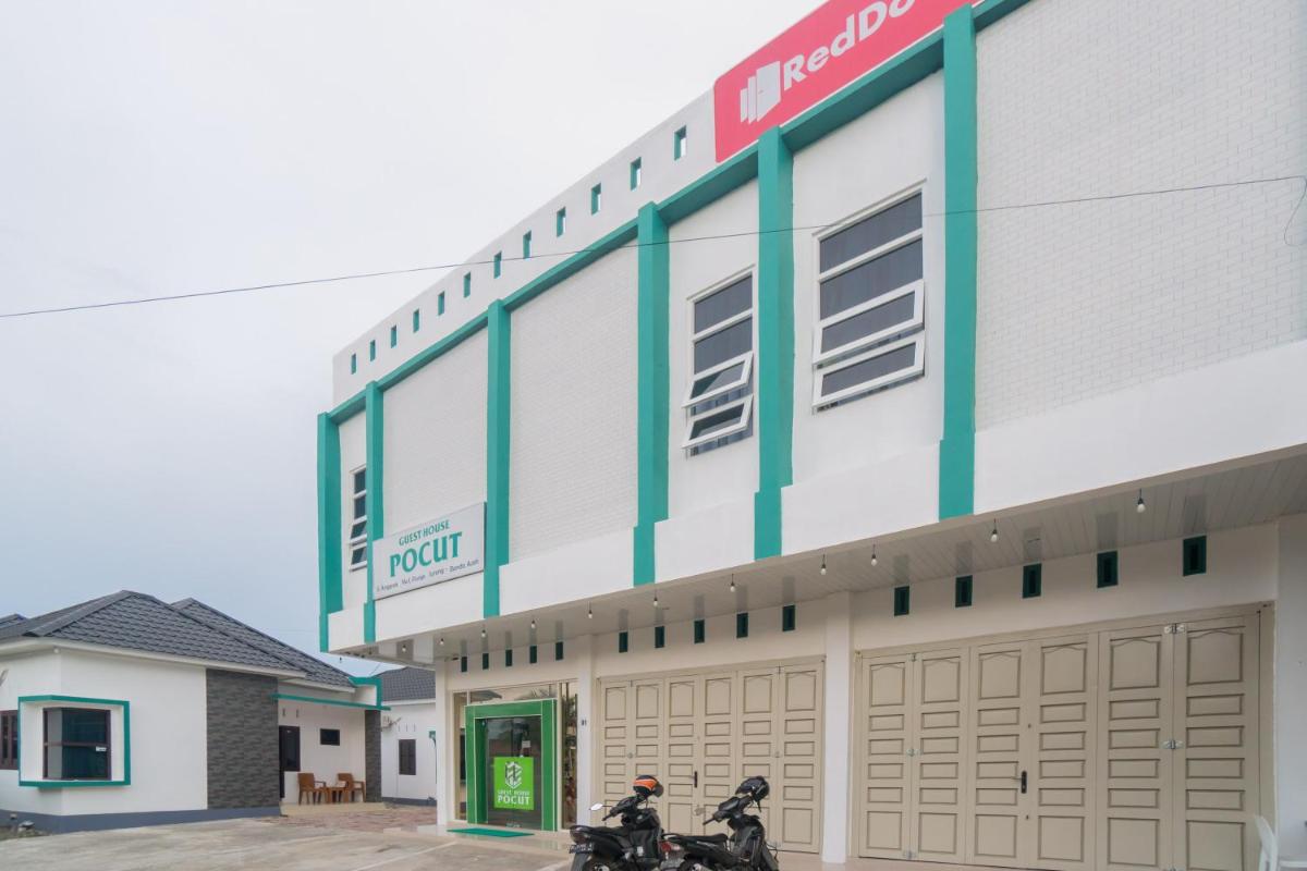 RedDoorz Syariah near Pelabuhan Ulee Lheue Banda Aceh - Housity