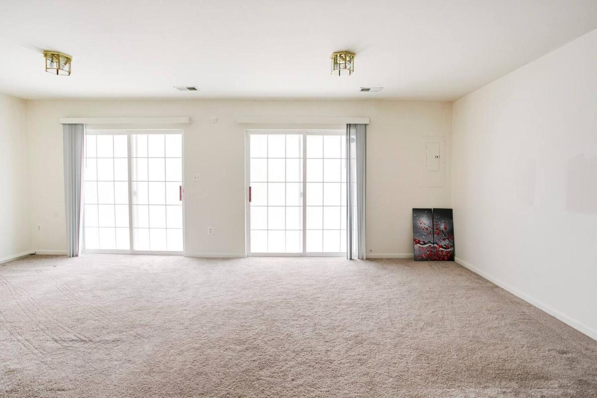 Beautiful Townhome - Housity
