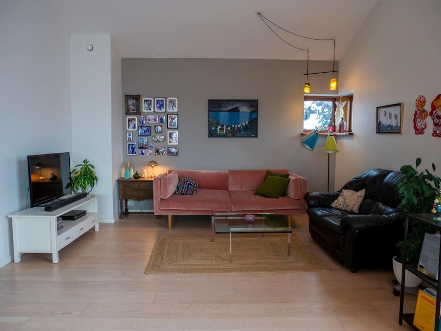 Whole house with sleeping facilities for 7 persons - Housity