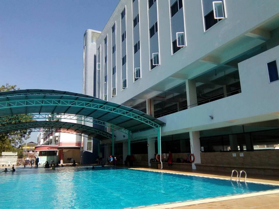 Hotel ASRC - Hizvo