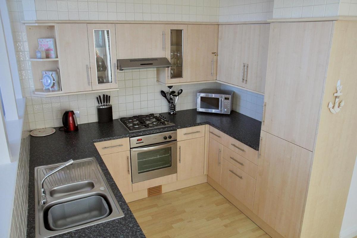 Seafront House, Westward Ho! - Housity
