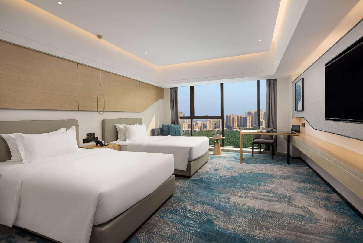 Microtel by Wyndham Songzi - Housity