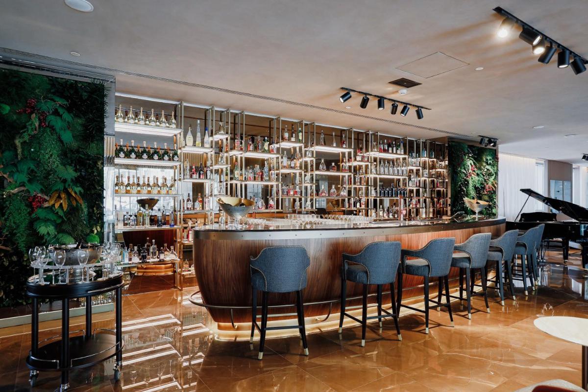 A área de bar ou lounge em EPIC SANA Marquês Hotel