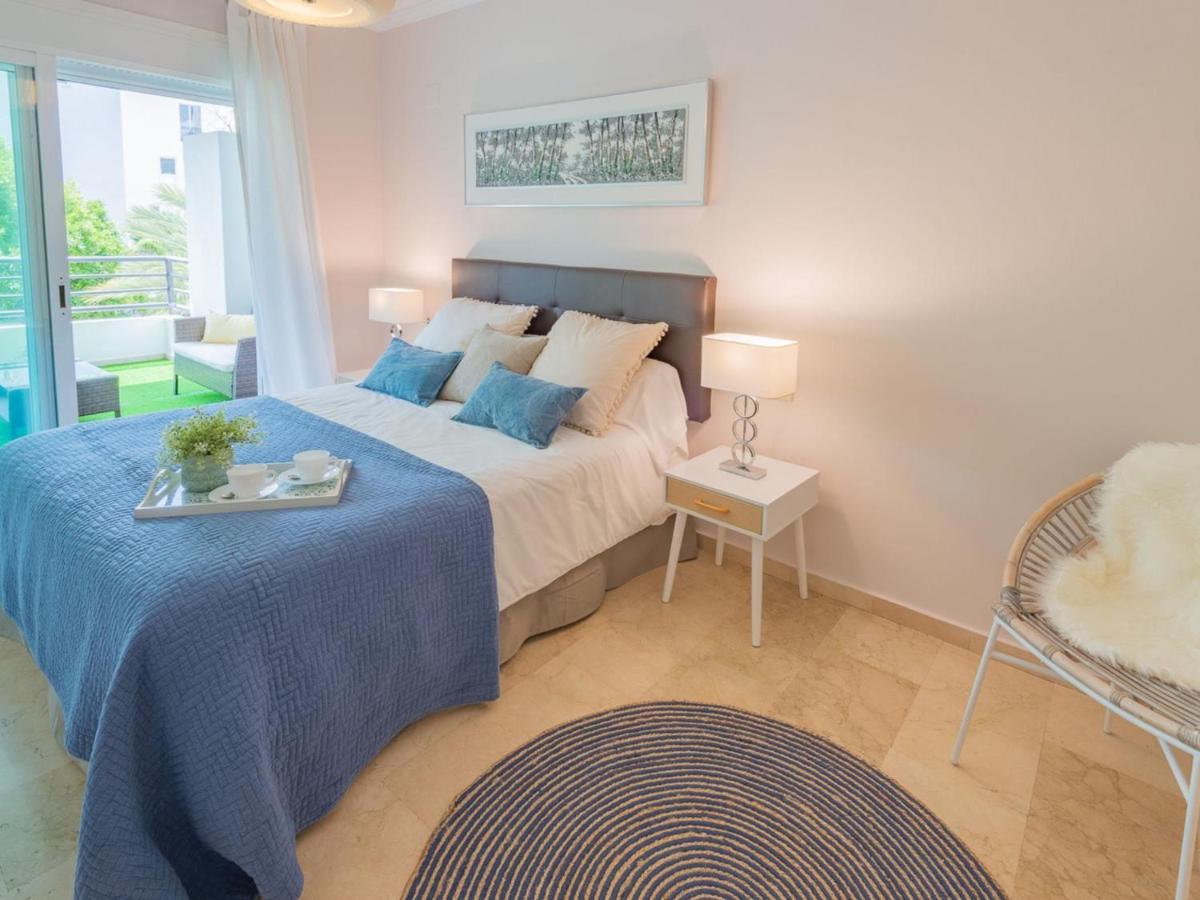 VACATION MARBELLA I Terrazas de Banus, 50 meters from the sea, 24-7 security, 4x Swimming Pools - Housity