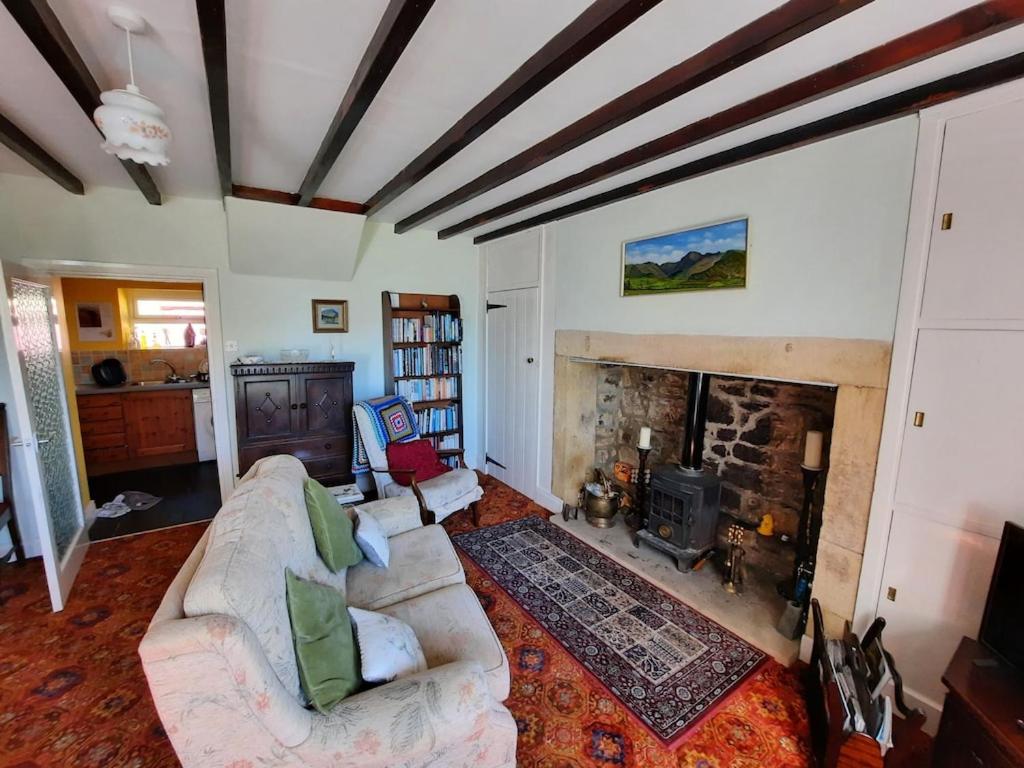 Simonside Cottage nr Rothbury - Housity