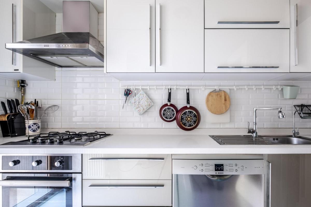 Cozy Apartment in Bostanci Kadikoy - Housity