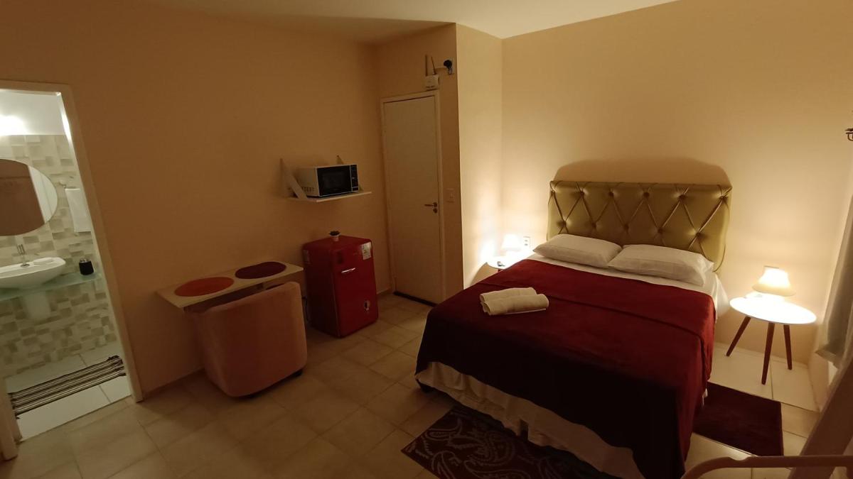 Suíte Próxima a Praias! - Housity