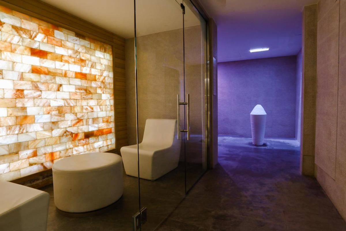 Salle de bains dans l'établissement Résidence Pierre & Vacances Premium Presqu'Ile de la Touques