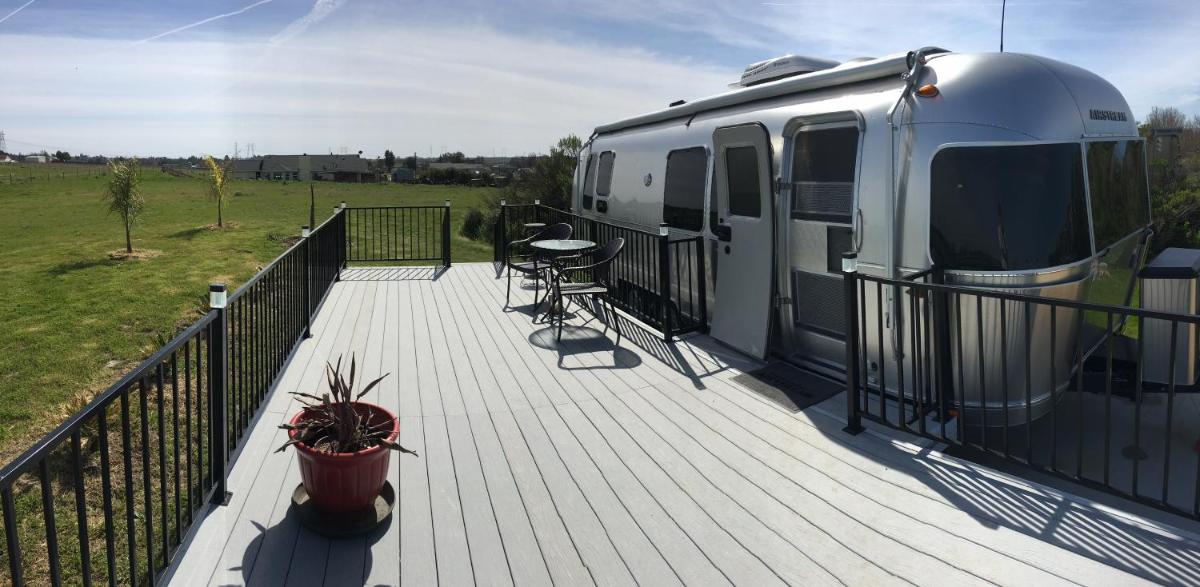 Sunrise Suite - Housity