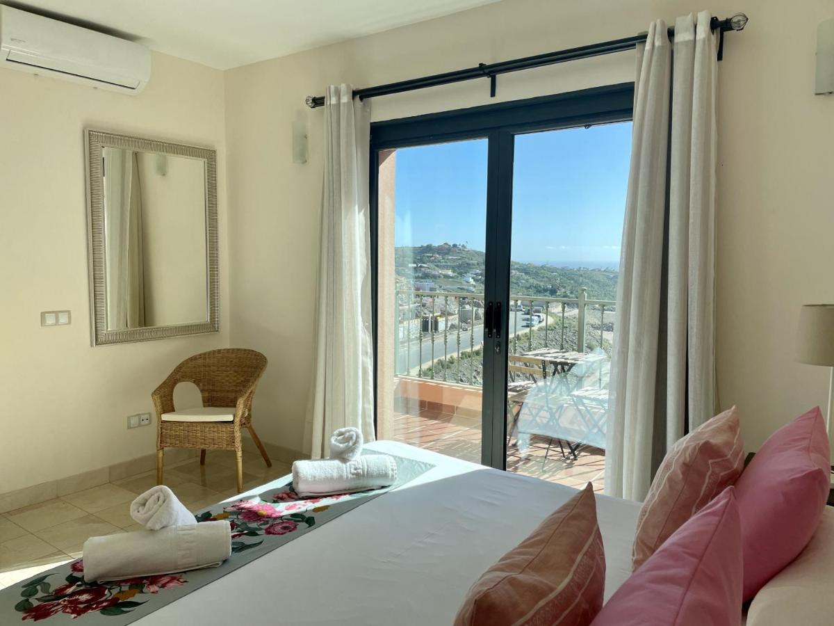 Suitetrails - HomeForGuest Villa 1 in Salobre Golf with private pool and great views