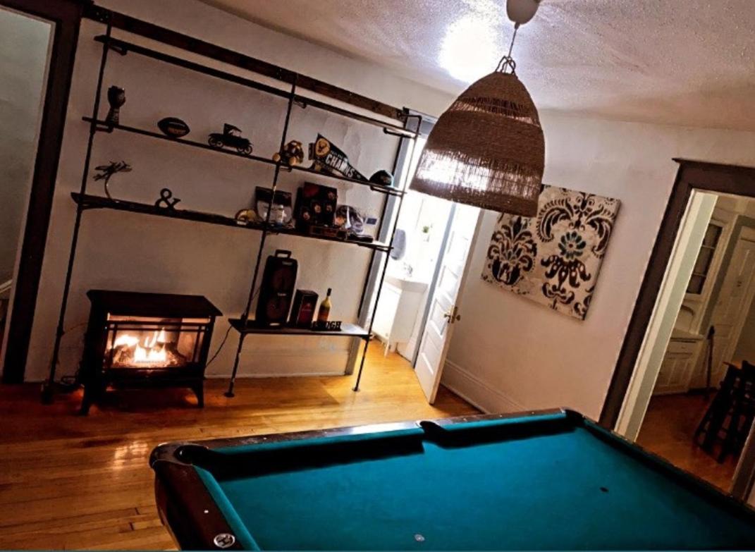Cozy, enjoyable home ready for your stay. - Housity