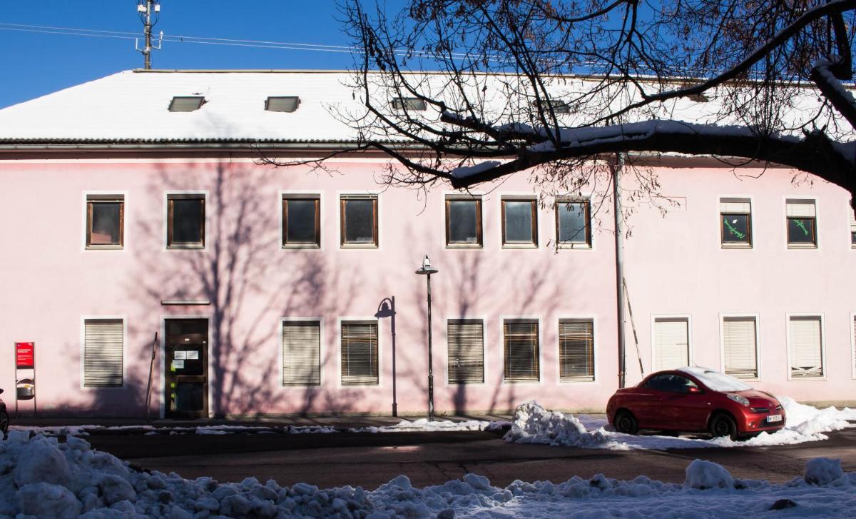 Blue Line Apartements - Housity