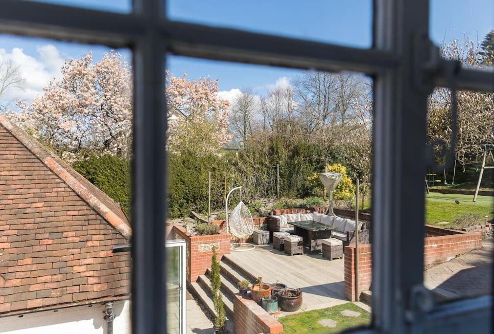 Beautiful Cottage in South Downs National Park - Housity