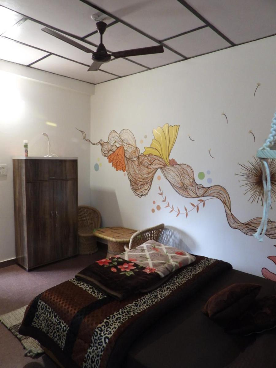 Arezu Stays - Housity