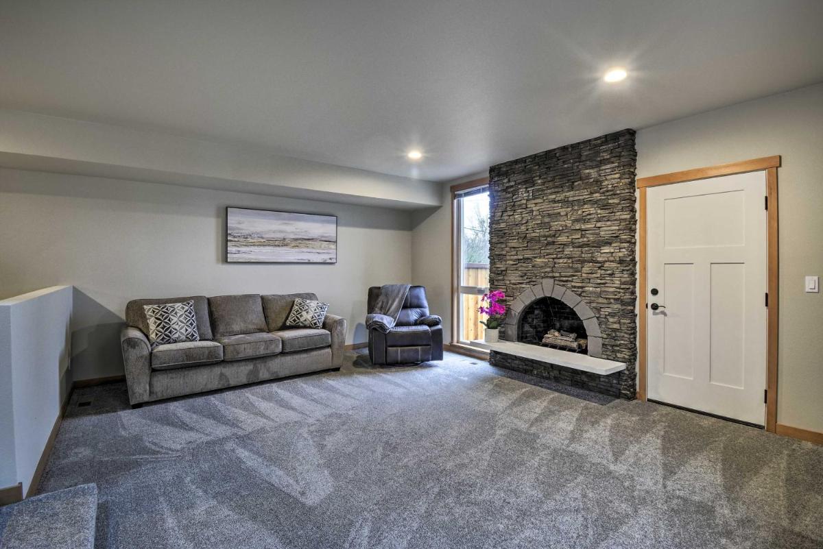 Spacious Vacation Rental in Washington State! - Housity