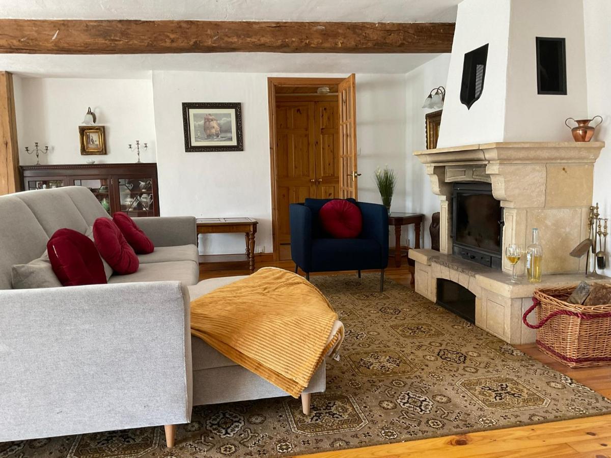 Cinq, la Cosnerie - Housity