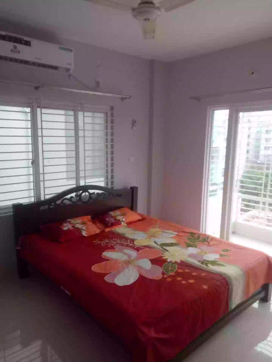 4 Beds Holiday Condo Home in Dhaka - Housity