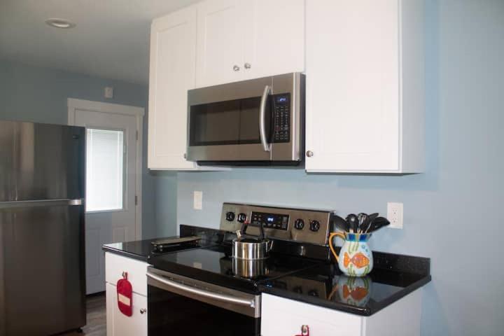 Reyes House - Housity