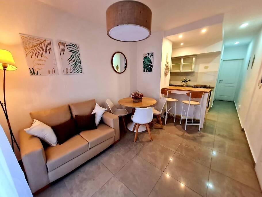 Precioso departamento en zona gastronomica con cochera - Housity