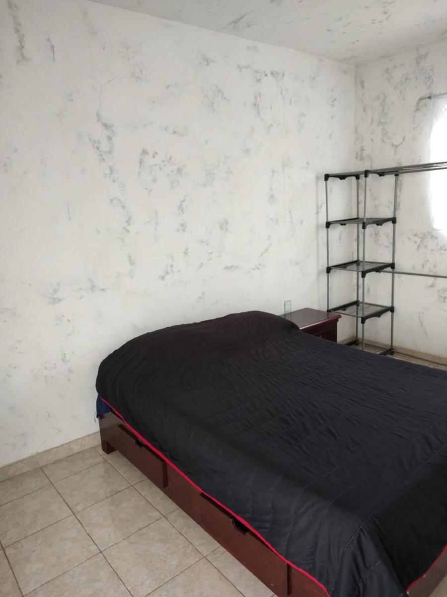 Amplia Habitación privada - Housity