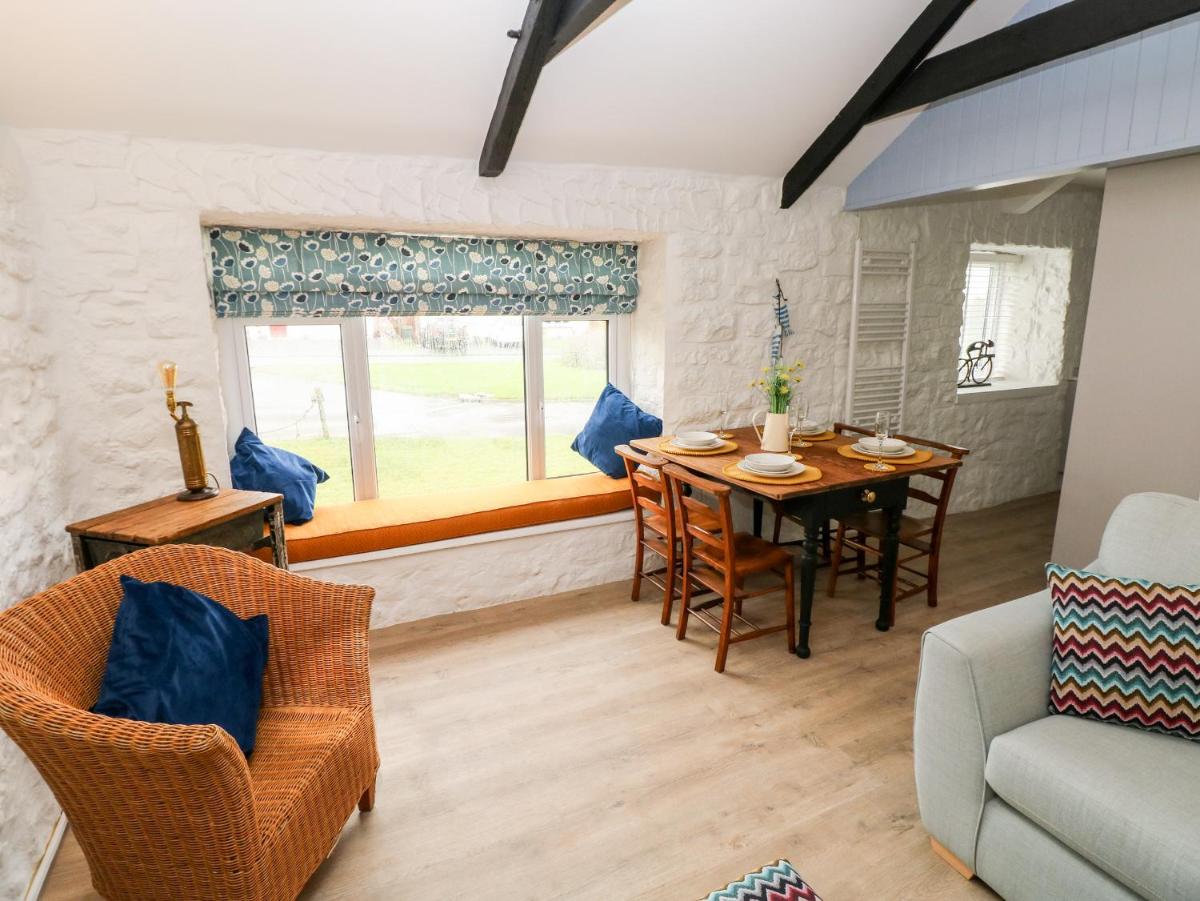 Bluebell Cottage - Housity