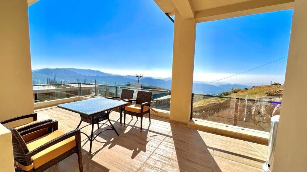 2 Bed Royal - Housity