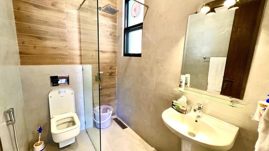 Suitetrails - 2 Bed Royal