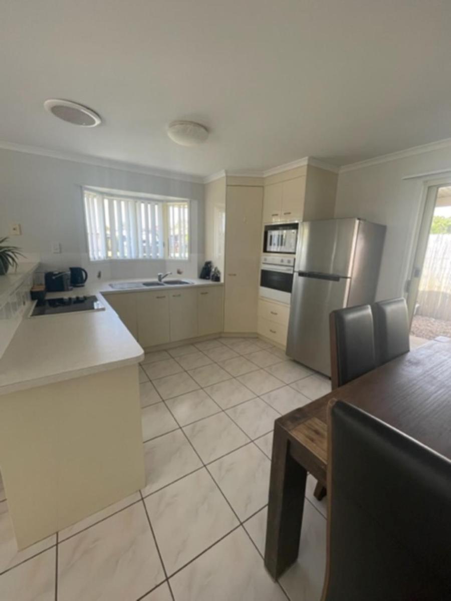 Oska's Affordable Accommodation Hervey Bay - Housity