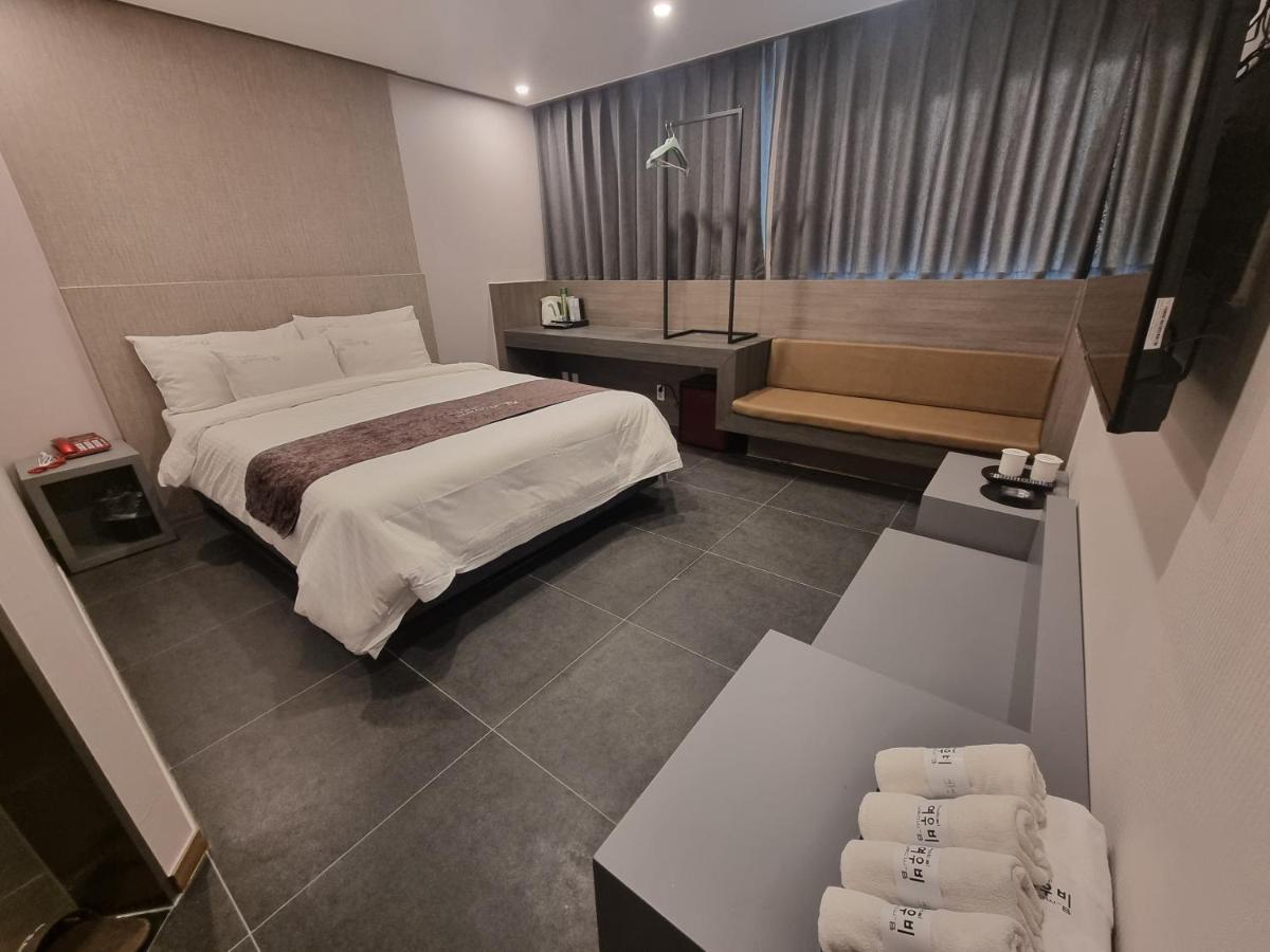 Yeoubi Hotel - Hizvo
