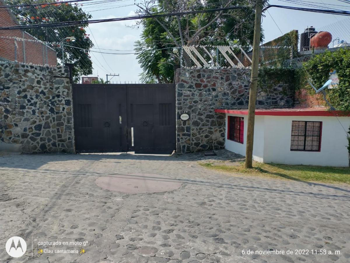 Casa amplia, privada, confortable con alberca - Housity