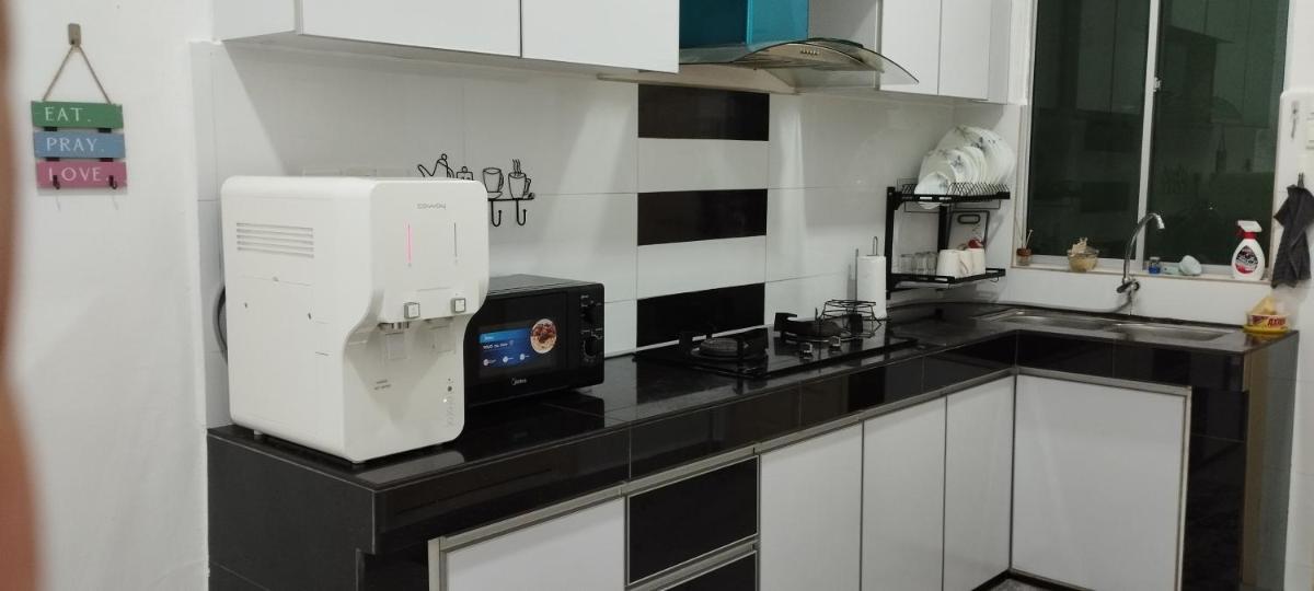 ZR D'Jembal Homestay, Gong Badak - Hizvo