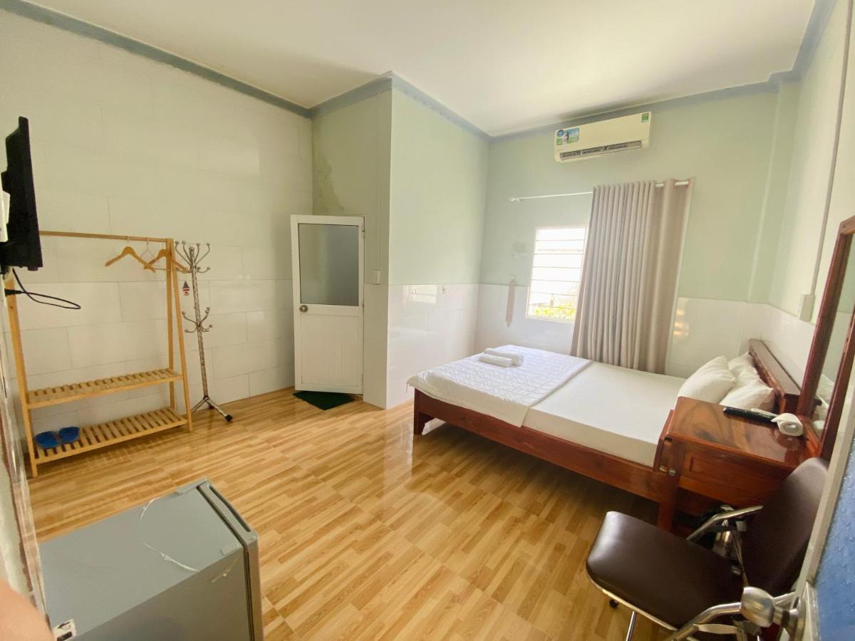 Nhà Nghỉ Ý Vy - Housity