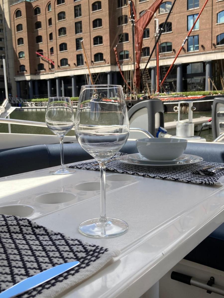 Boat Accommodation at St Katherine Docks 2Boats available select using room options - Housity