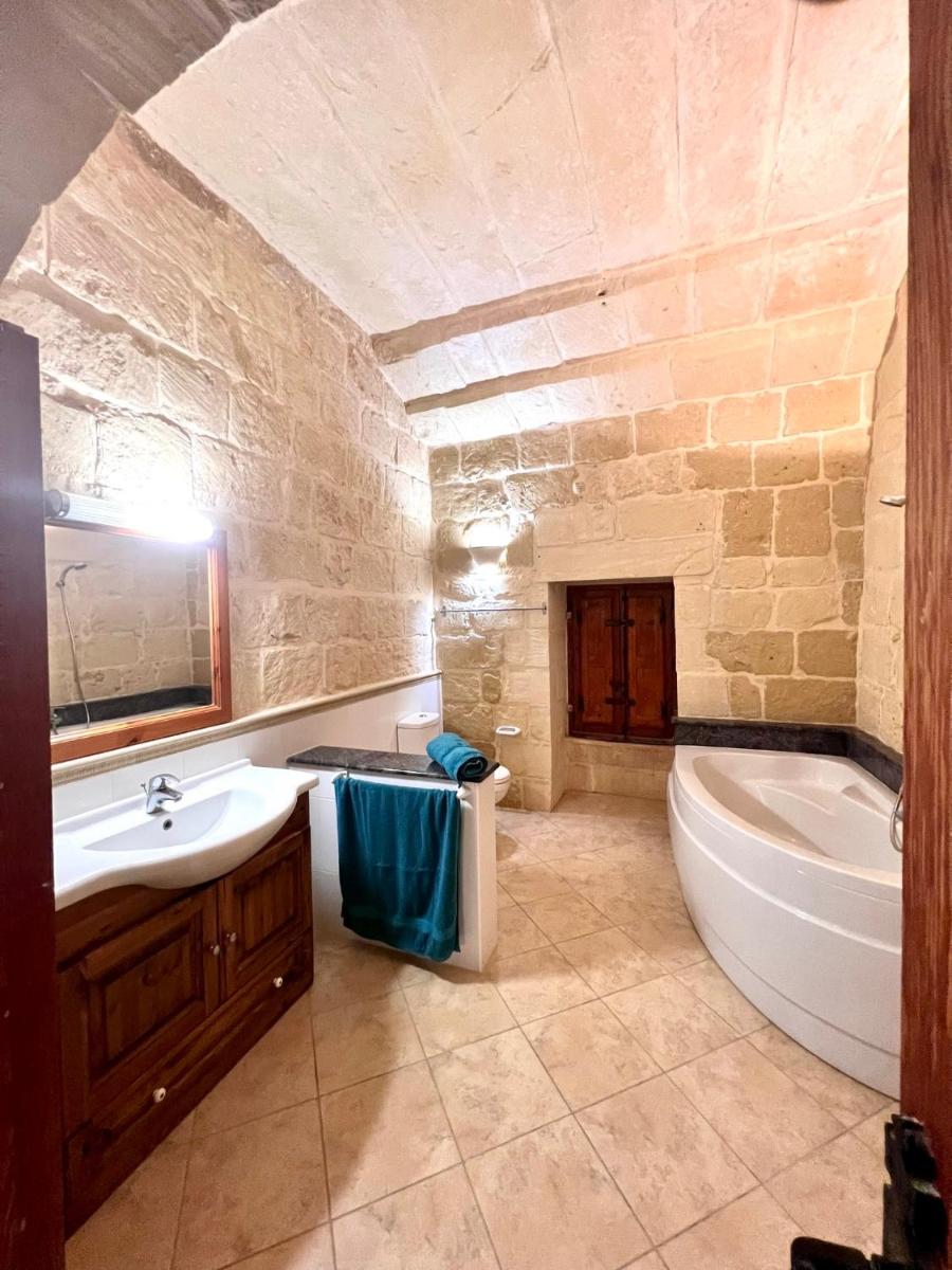 Birbuba House 2 - Housity