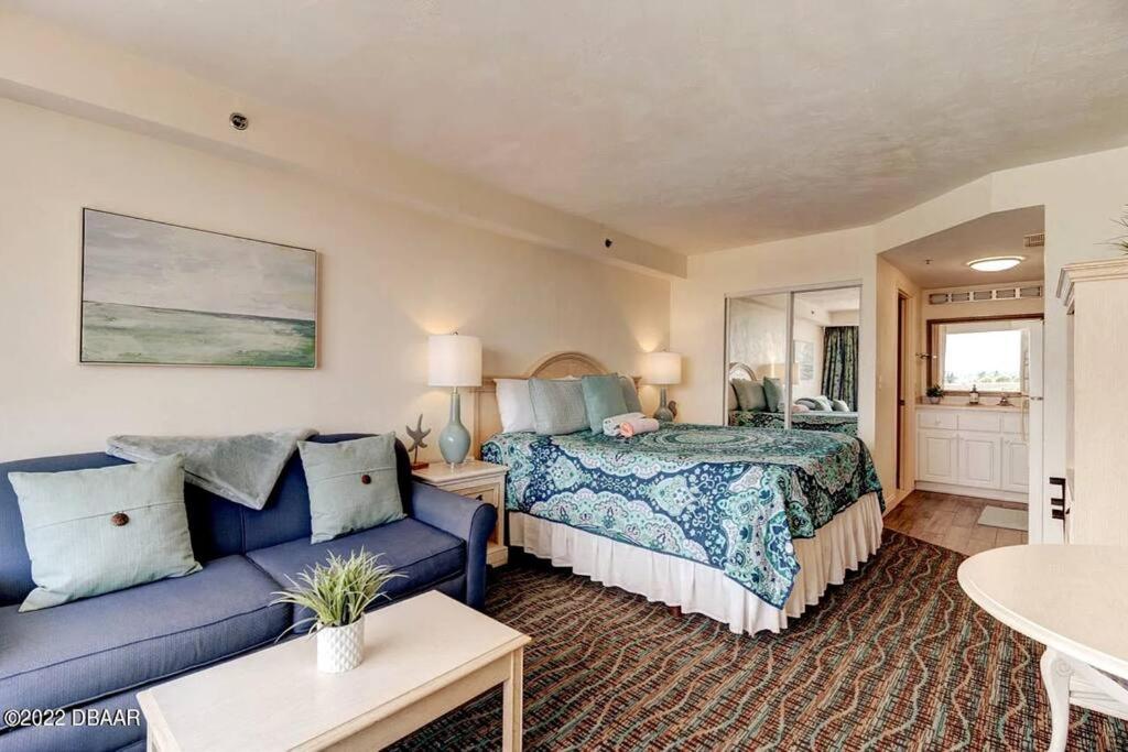 Sleeps 4: Family-Friendly Beach Condo and Resort - Housity