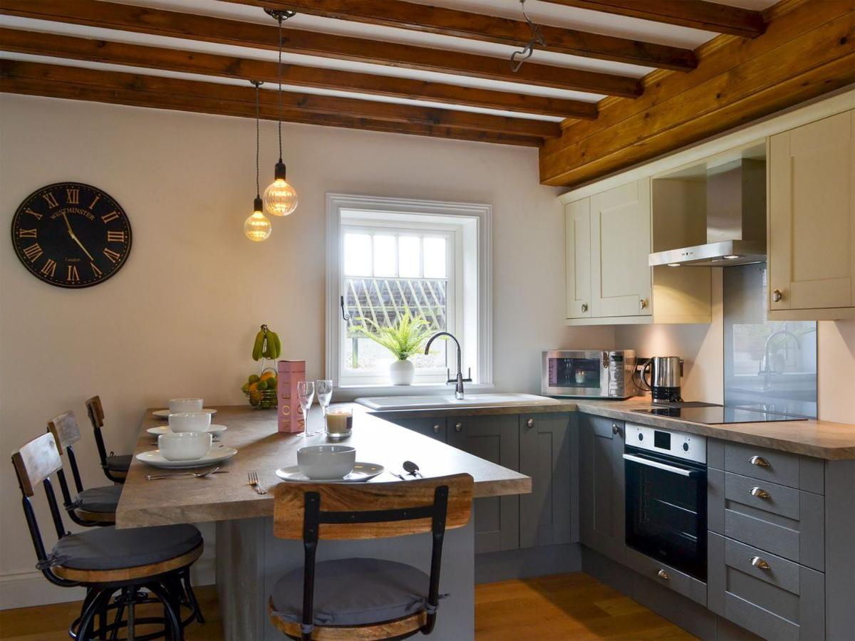 Martin Cottage - UK32941 - Housity