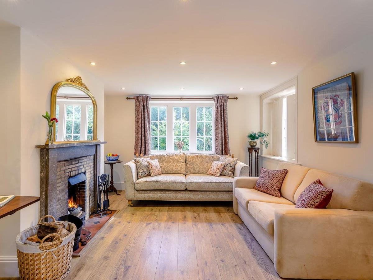 Gardeners Cottage - UK35774 - Housity